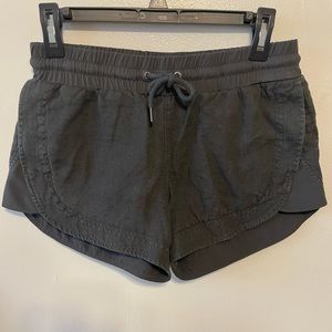Athleta Cabo Tide Linen Shorts
